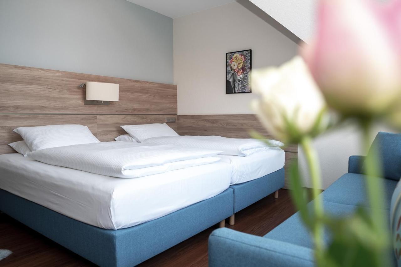 Hotel Kastanienhof Ердинг Екстериор снимка