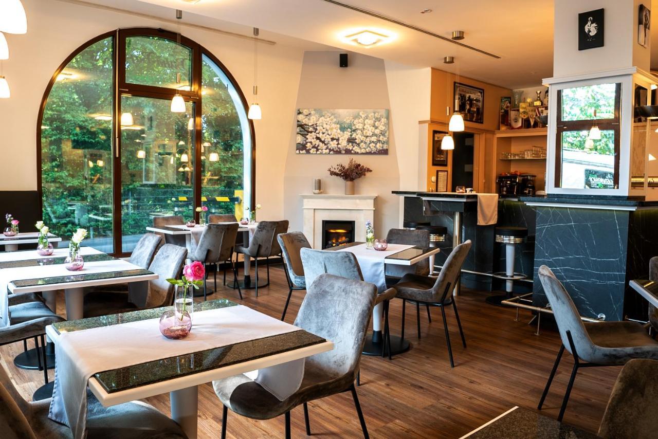 Hotel Kastanienhof Ердинг Екстериор снимка