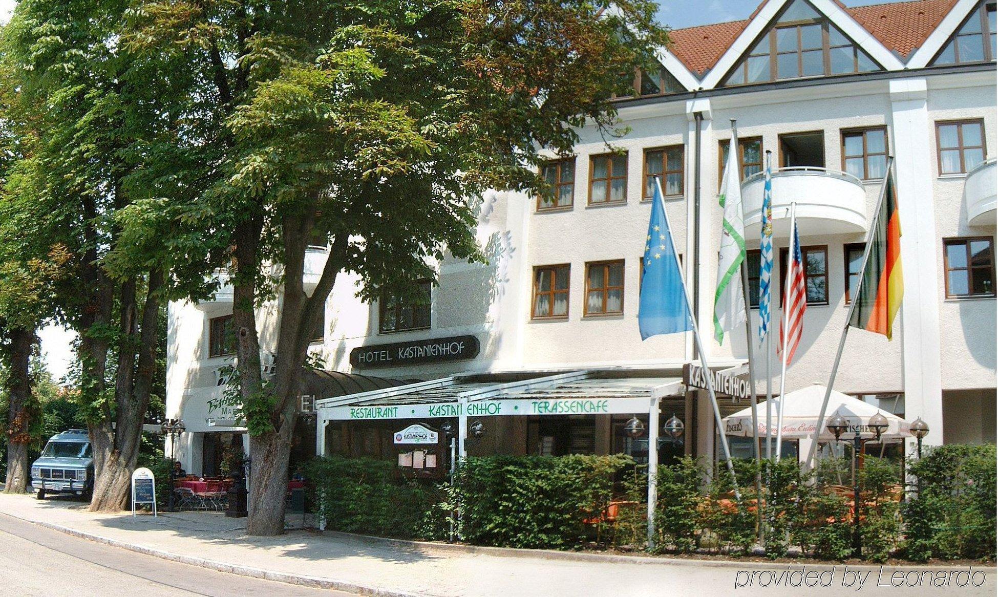 Hotel Kastanienhof Ердинг Екстериор снимка