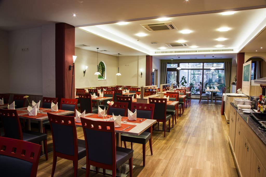 Hotel Kastanienhof Ердинг Екстериор снимка