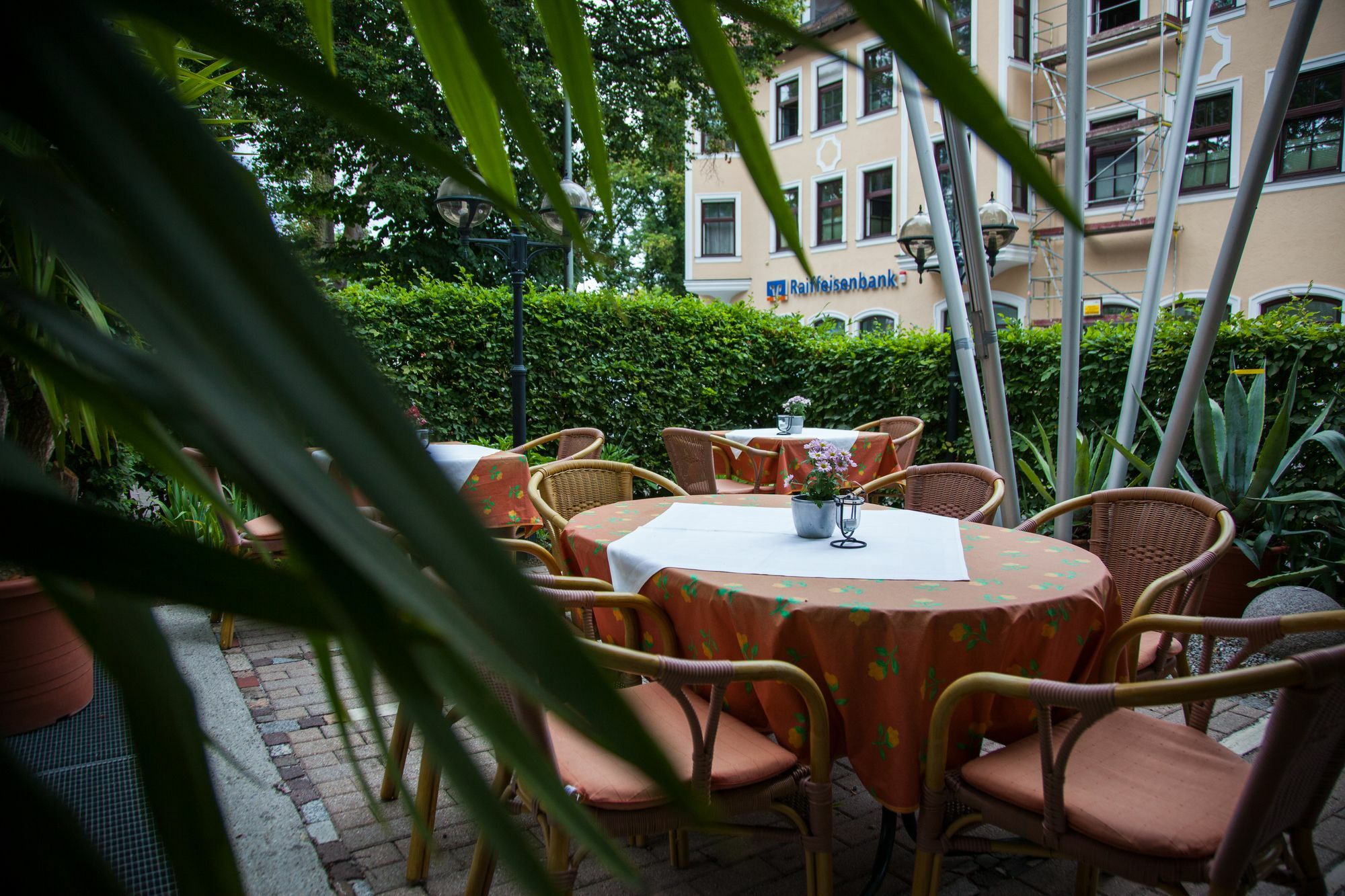 Hotel Kastanienhof Ердинг Екстериор снимка