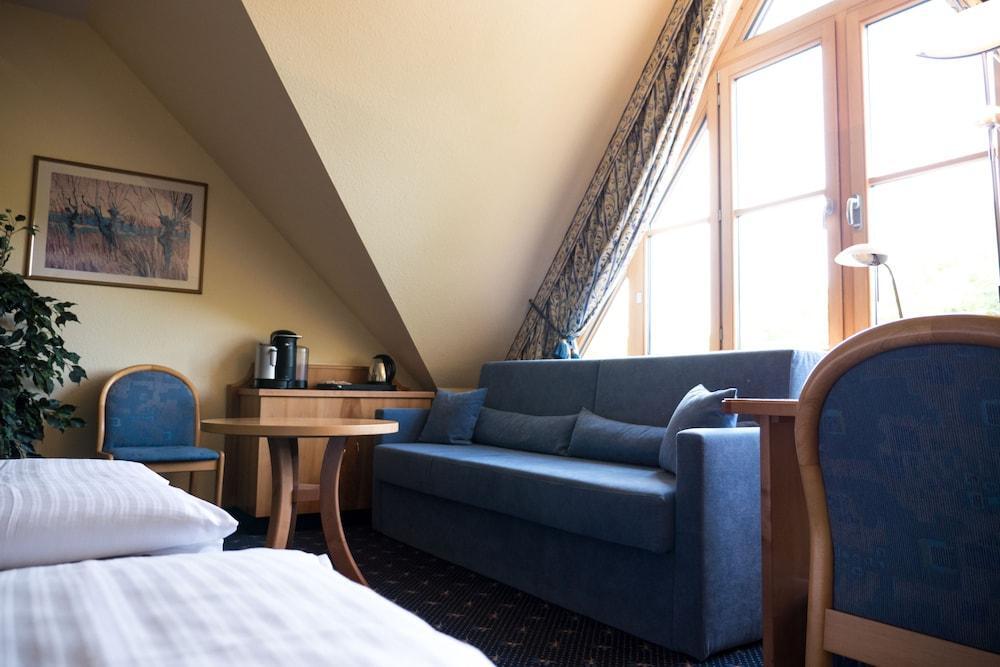 Hotel Kastanienhof Ердинг Екстериор снимка