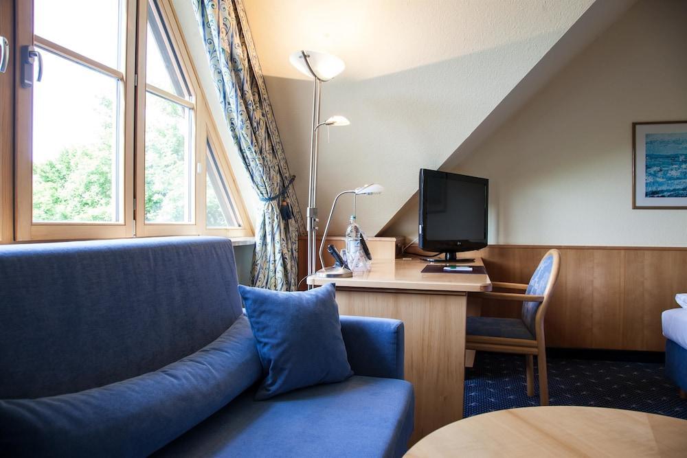 Hotel Kastanienhof Ердинг Екстериор снимка